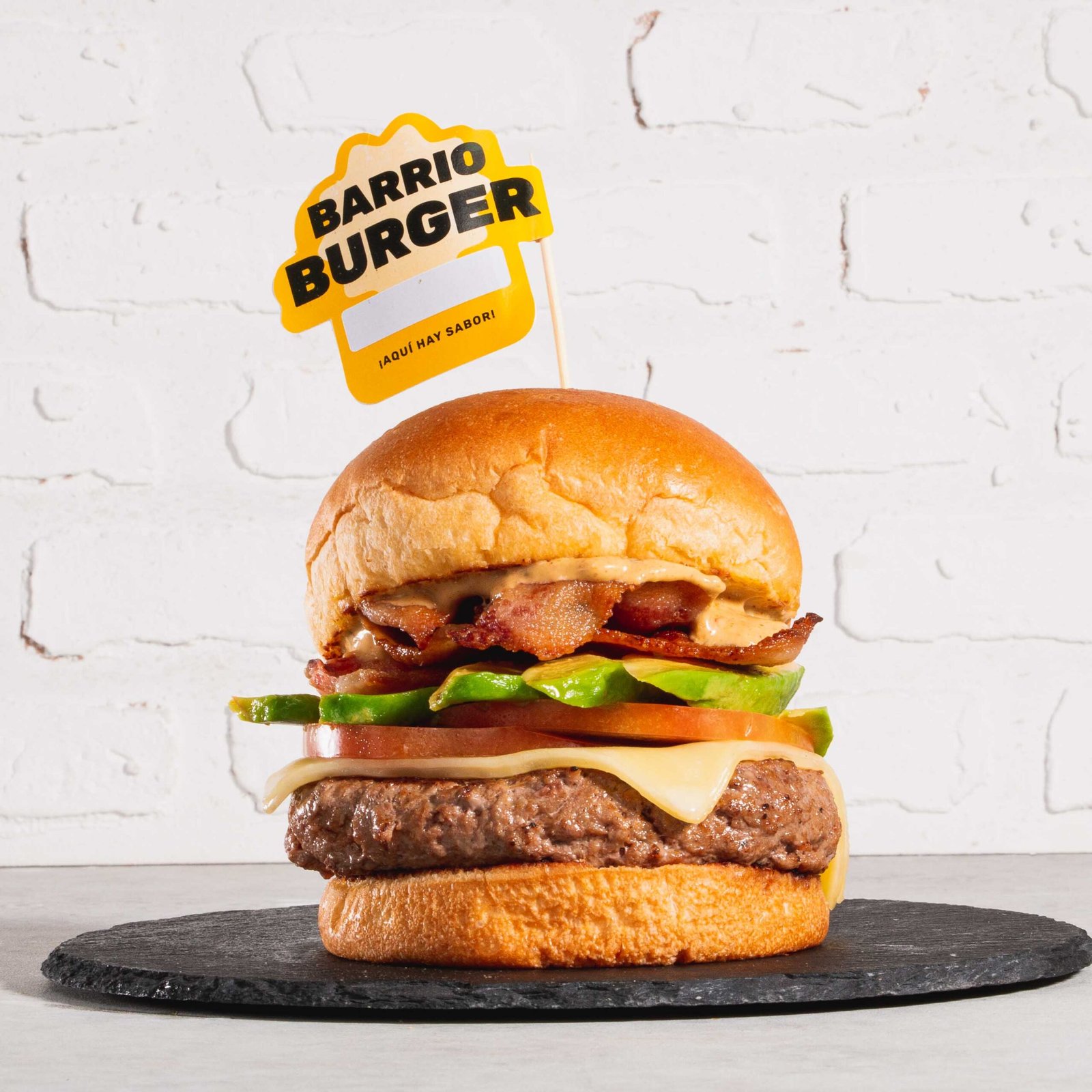 Hamburguesa Aguacatala - Barrio Burger Medellín