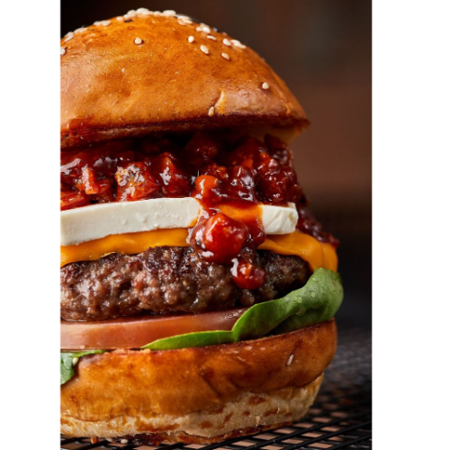 Hamburguesa Americana de LF Burger con queso cheddar y philadelphia